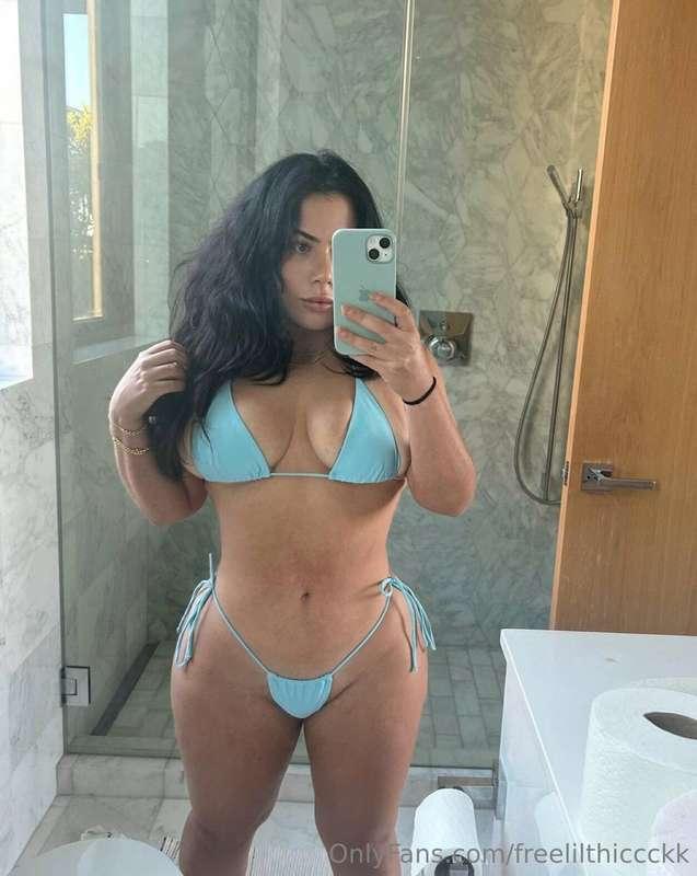 Do you like my new bikini?👙