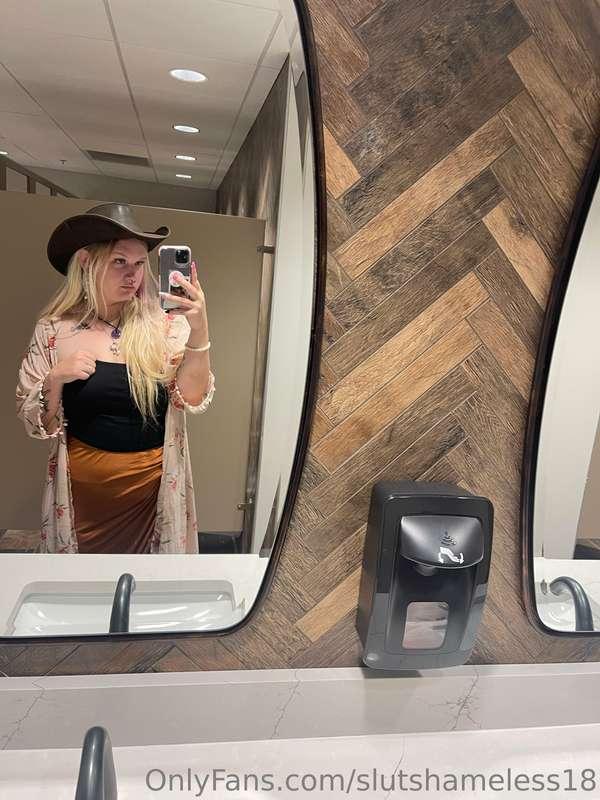 slutshameless18 image #1
