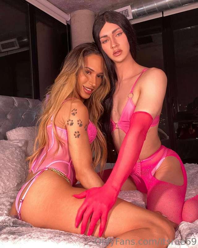 🔥 **ALASKA X RAE** 😈💕 

*This has got to be my hottest TS on..