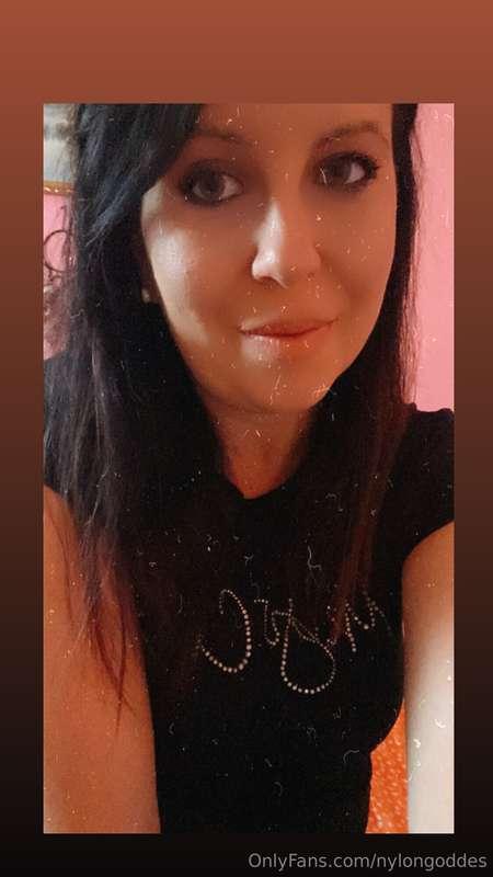 nylongoddes image #1