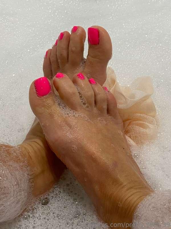 pretty_feet_39 image #2