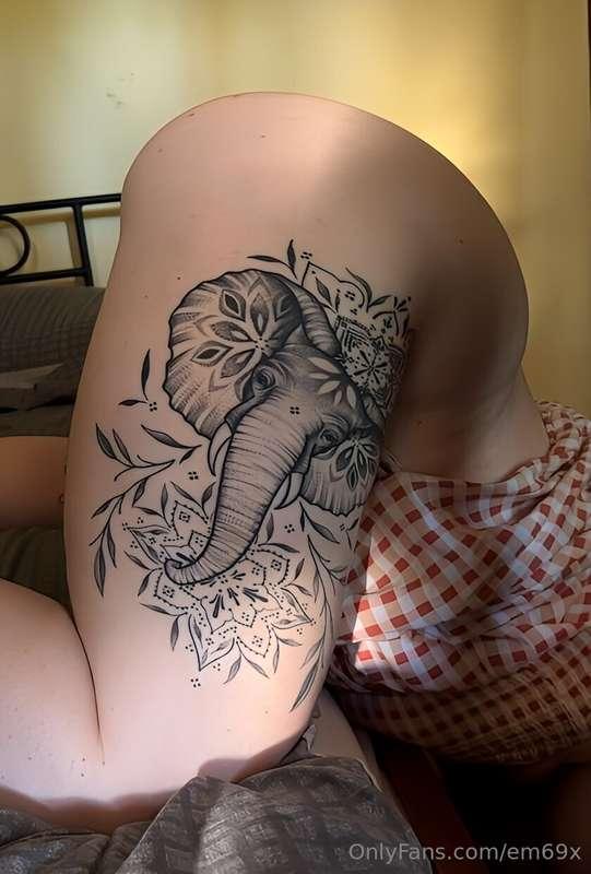 Let me bounce on that big cock baby 🍆 
I want it deep and ha..