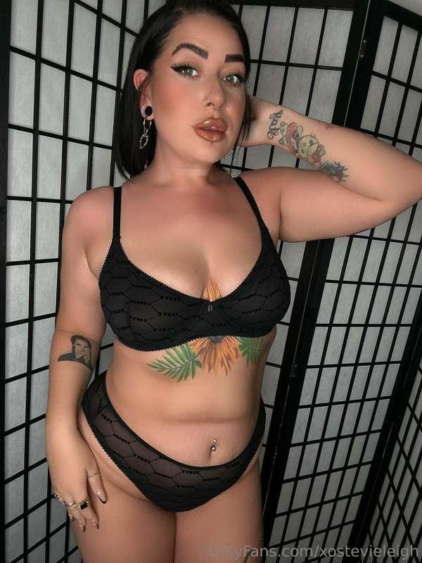 How am I looking? 🥰🥰 missed me? 🥺