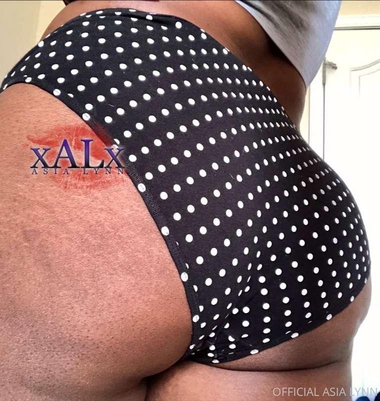 https://onlyfans.com/xasialynnx