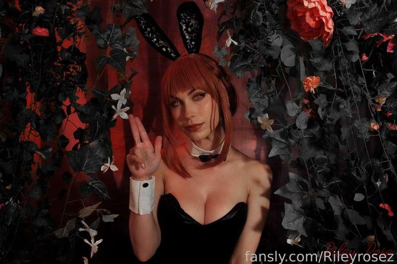 How about a #makima bunny? #fyp #bunnyshoot #makimacosplay