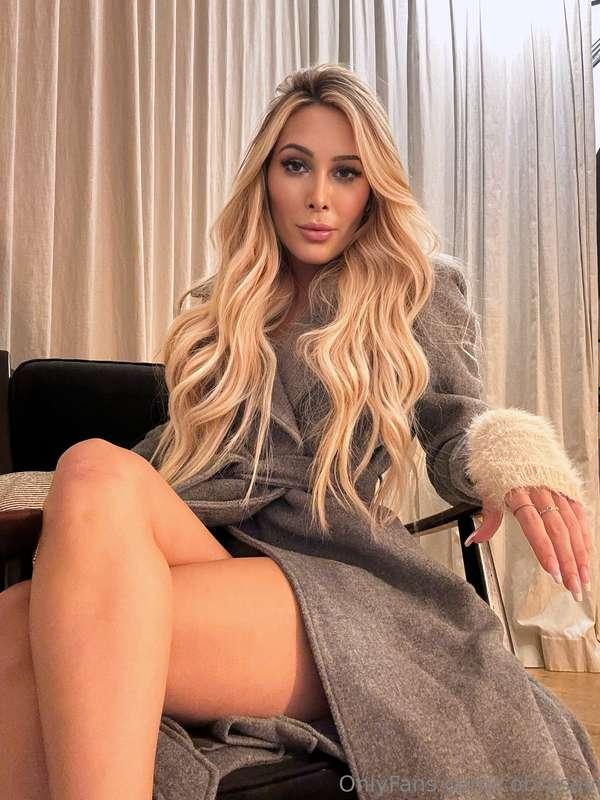 What do you guys think about hair on women ? DM me if that t..