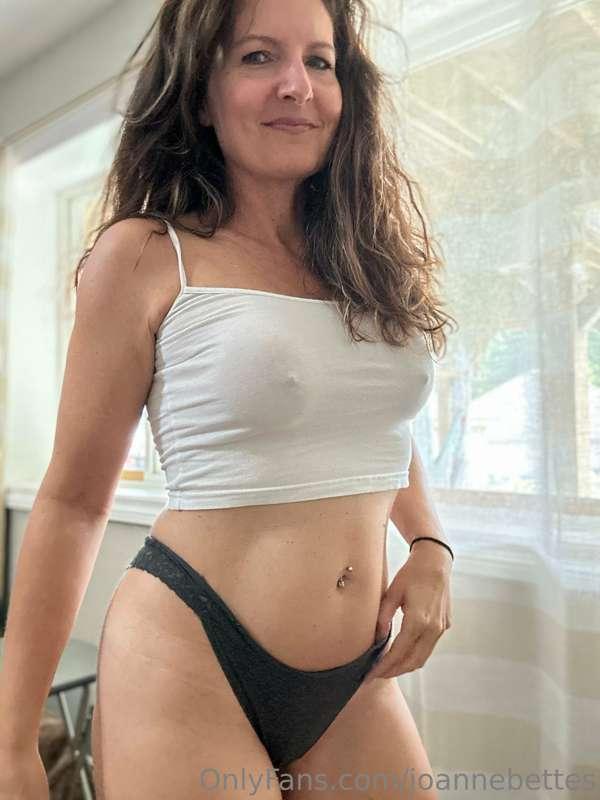 joannebettes image #0
