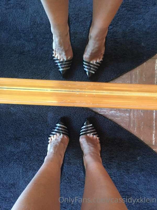 Imagine I step on you in these 😍😈