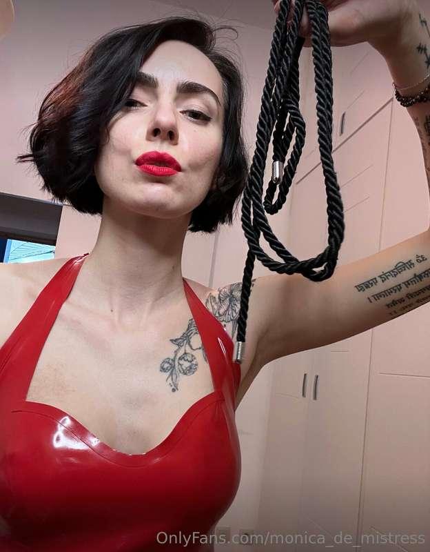 🖤 The rope is already in my hands… The only question is — wh..