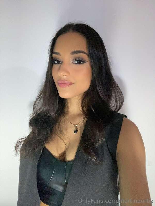 Pretty with a purpose. 🌹
