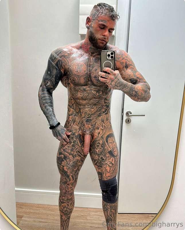 Gooood morning all my sexy lot.. just finished cardio ready ..