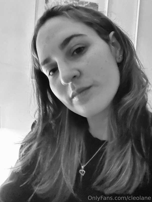 I’m online now! Come to my room @cb 😘