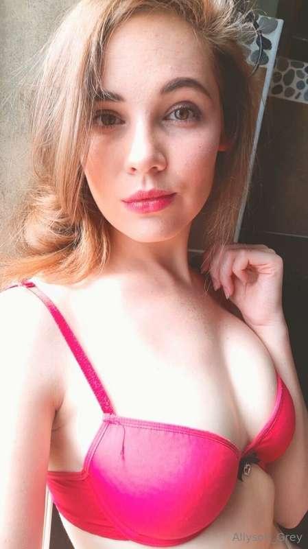 allysongreyxo image #4