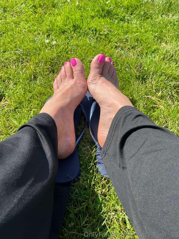 pretty_feet_39 image #0