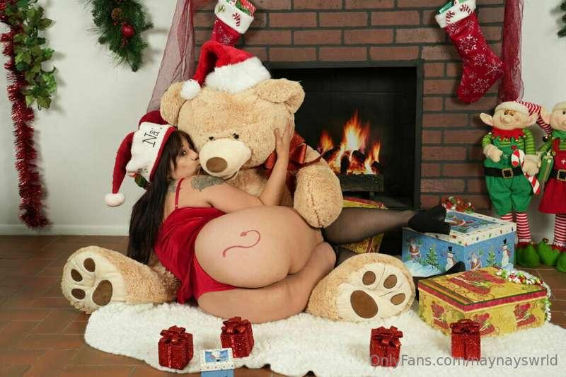 naynayswrld image #9