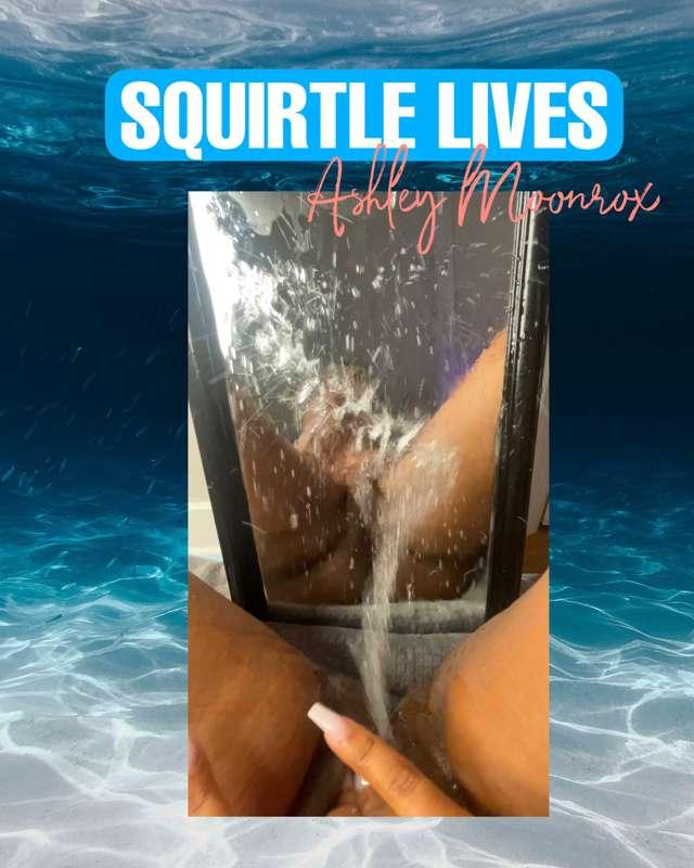 Would you like to join me once a week on live to see my squi..