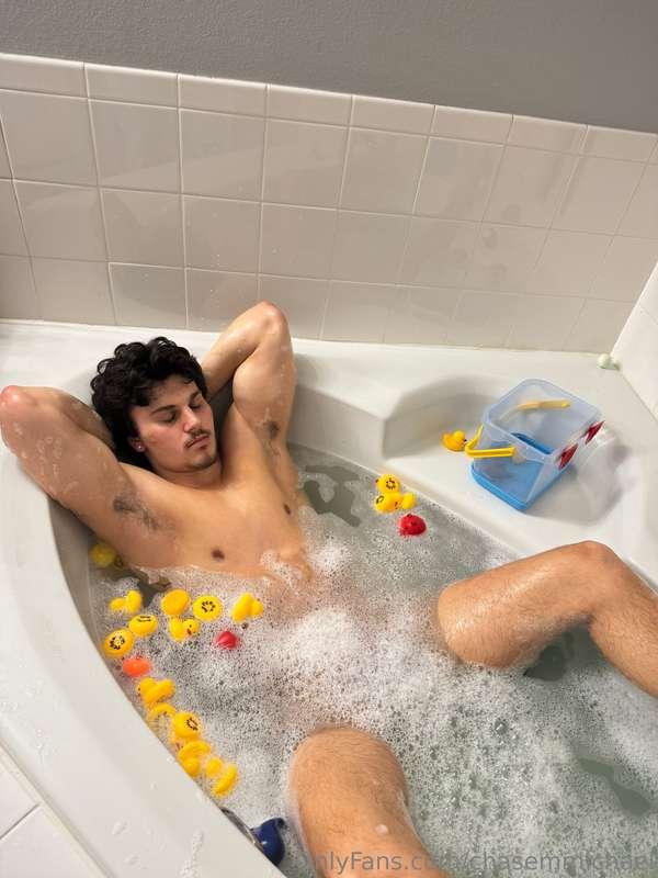 Bath time😁