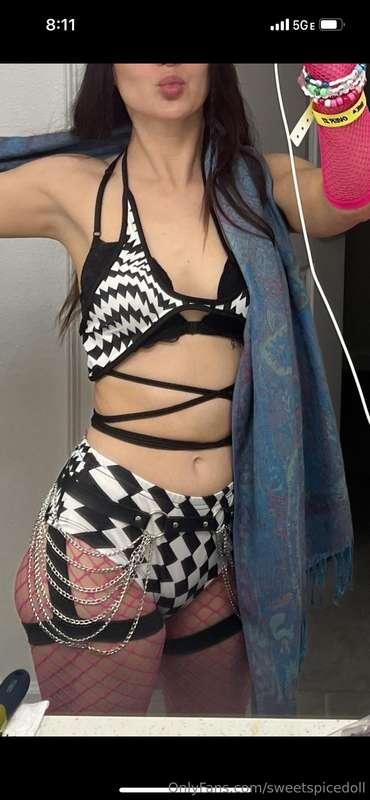 My fav EDC Orlando fit. Any ravers here? 