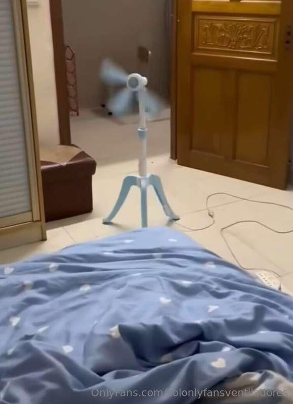 - Are you comming tonight?- Nope...- Ok bye! 