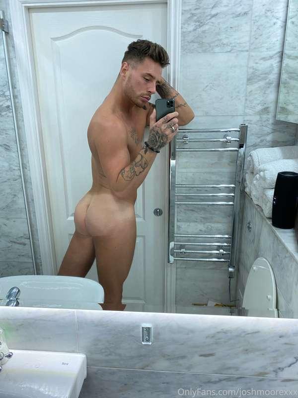 Send Nudes
