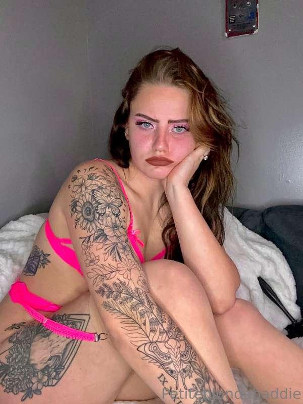 How I’ll feel if you don’t get to see my new video 😜 also se..