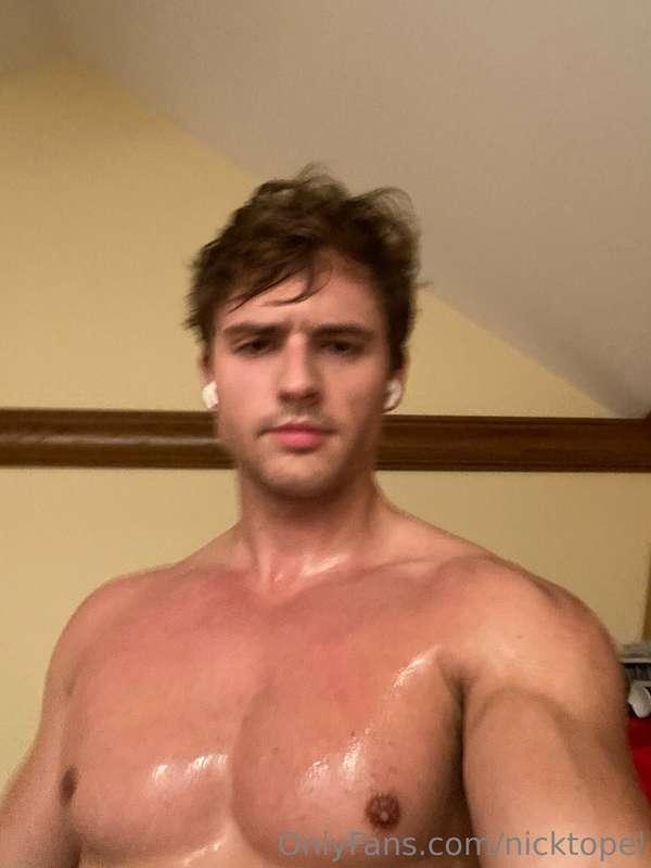 Blurry face but a hard nipple is in focus 🫥