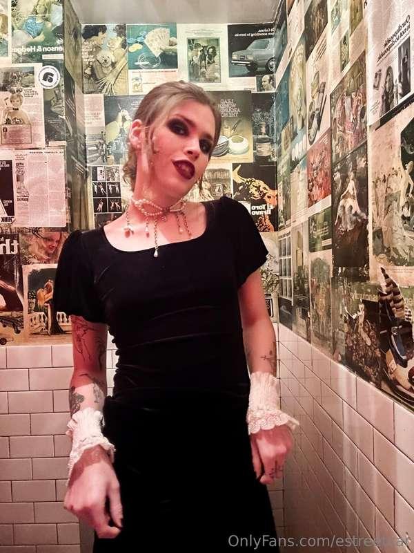 good morning to all my favorite sluts!