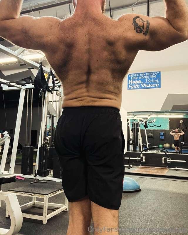 musclebullxxx image #7