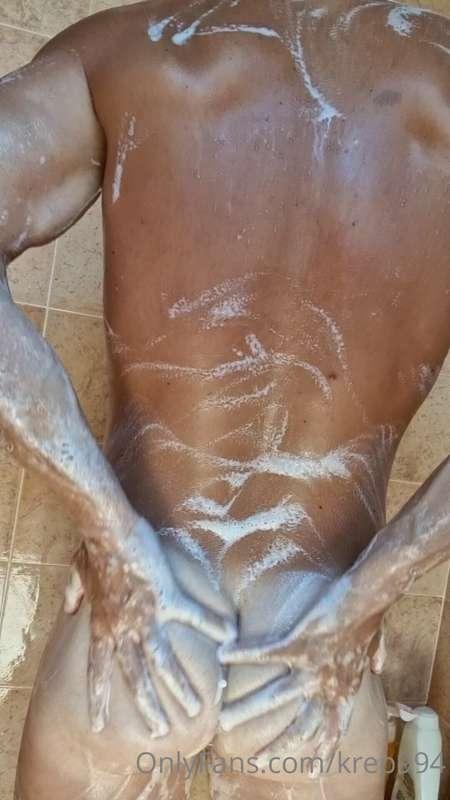 Se sei amante della 🍑 ti consiglio di sbloccare questo post ..
