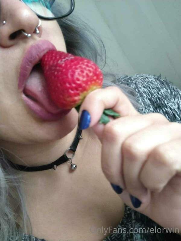 😈🍓