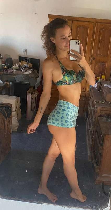 I'm from between home baby, shall we play?