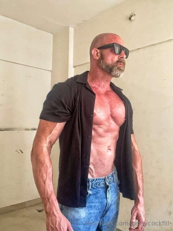 jonnycockfill image #3