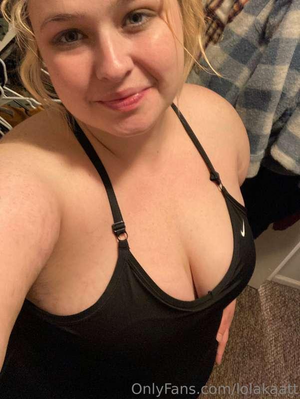 Good morning! Who likes my gym tank?