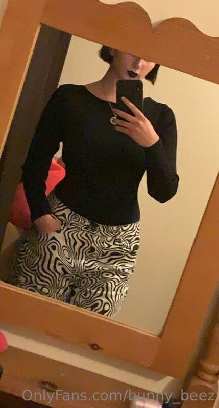 Hope everyone had a fun Halloween! This was just my outfit a..