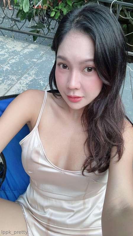 ลองชุดใส่เล่นน้ำ ....