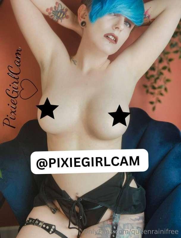 I bet @PixieGirlCam 30E tits could make you cum hard 😈😈

‼️‼..