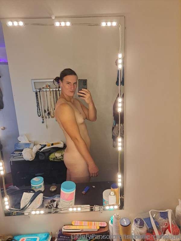 Come play with this hot all natural transgirl from Canada, s..