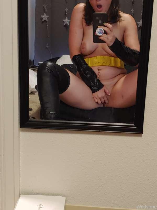 I havnt found where I want to hang this mirror in my new pla..