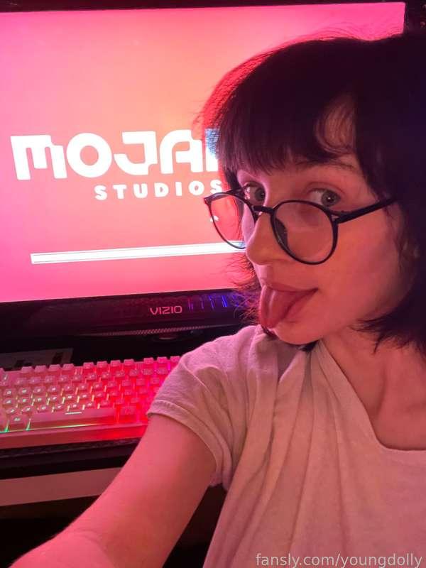 youngdolly image #0