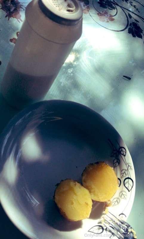 While on holiday in nature, you can buy potatoes from the so..
