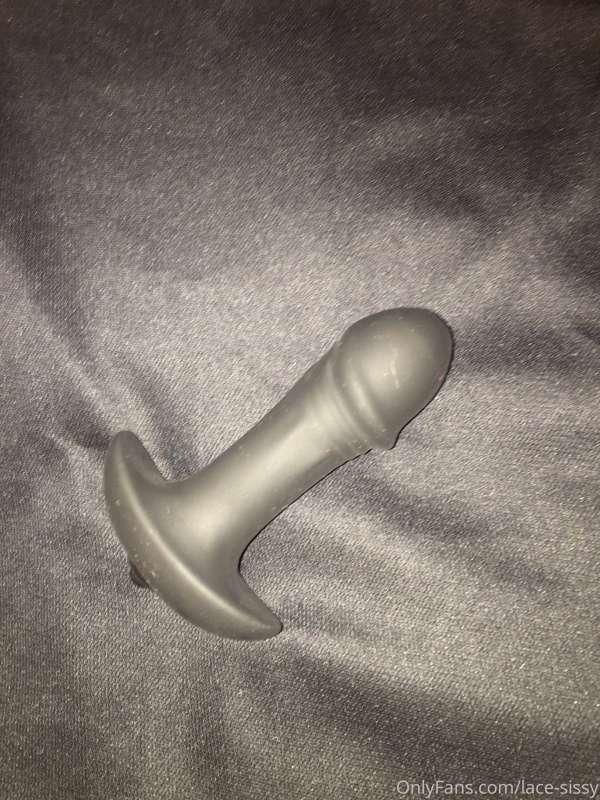 Walked around Walmart with this in my ass on the highest set..