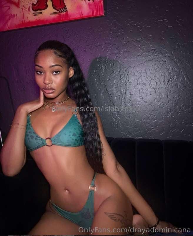 🚨🚨ON LIVE IN 15 MINUTES!🚨🚨Beautiful ebony model @islabizaxxx..