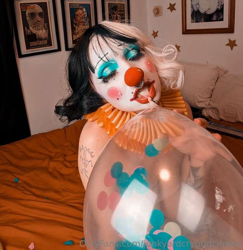junkyardcryptidclowns image #0