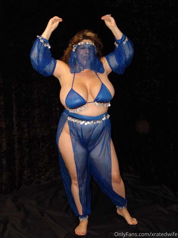 Pregnant Bellydancer