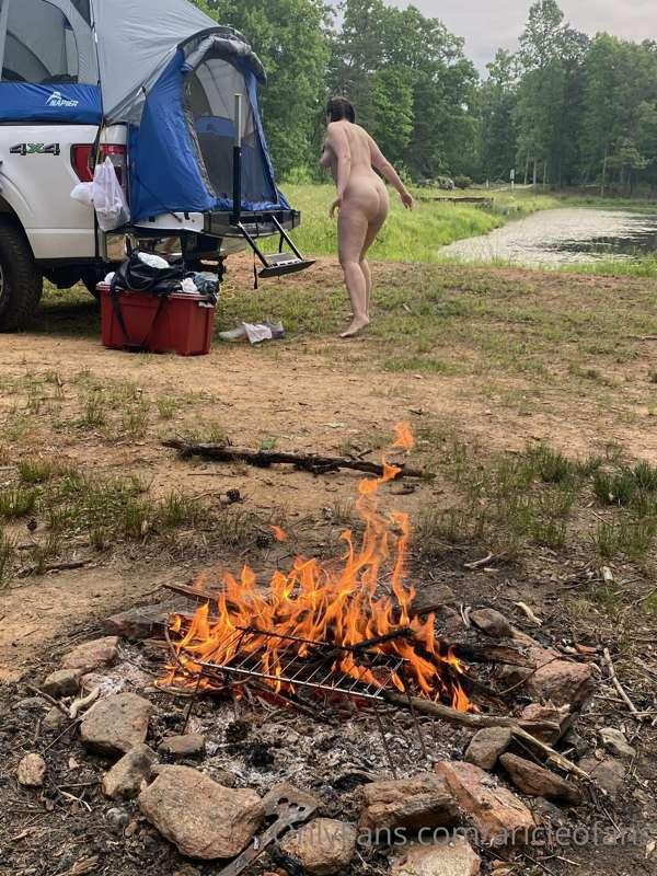 Y'all asked for the camping nudes 😜 I didn't know this one w..