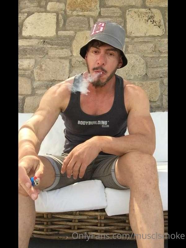 screemshots of new hot weekend sessions in a very nice villa..