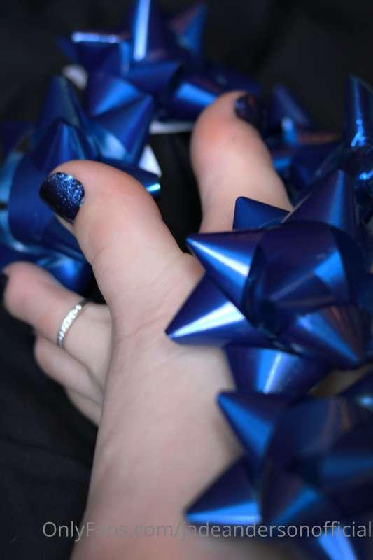 ***UNLOCKABLE CONTENT***
**My birthday is coming up on the 1..