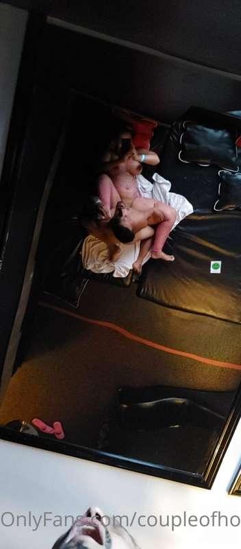 coupleofhotones image #6