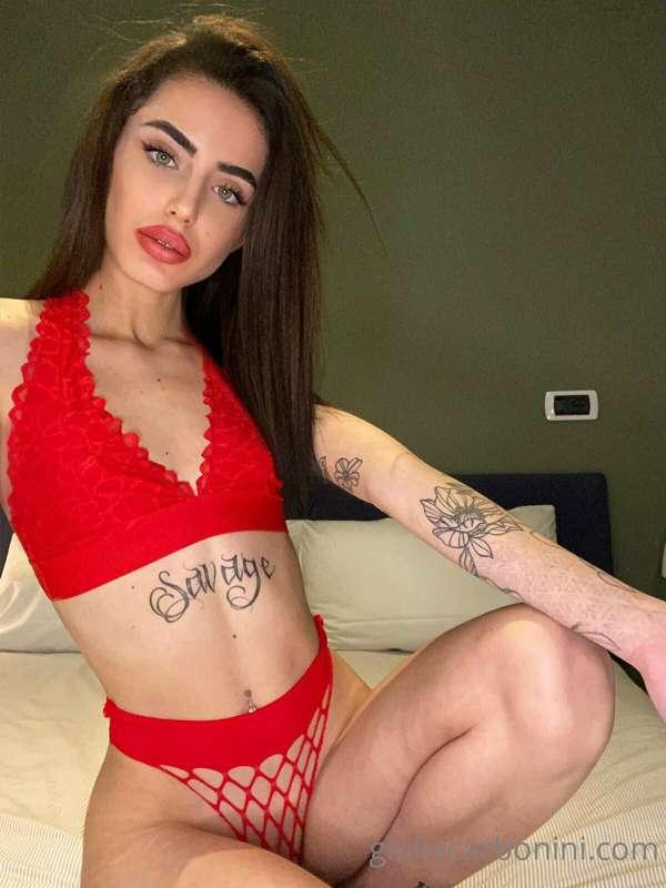 Mi piace il rosso🔥👅