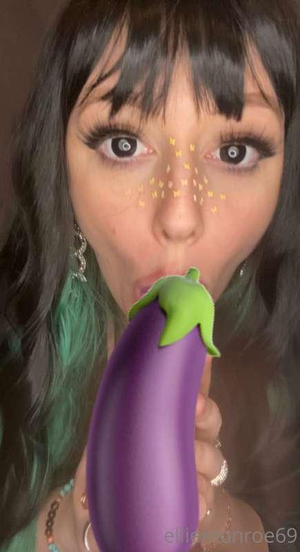 Who wants to see the video? 😉